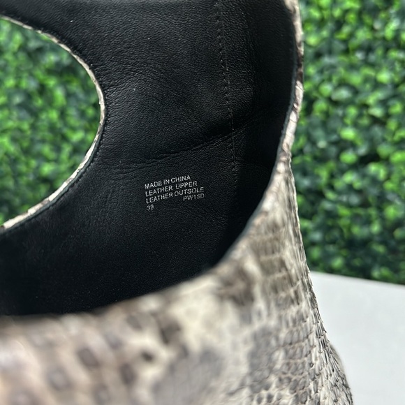 MICHAEL KORS Leather Snake Skin Print Slingbacks 4” High Heels - Picture 4 of 15